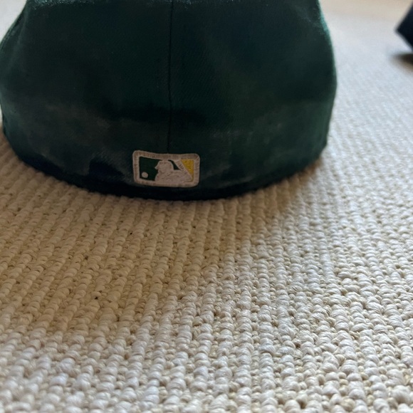Oakland A’s baseball hat - Picture 2 of 3
